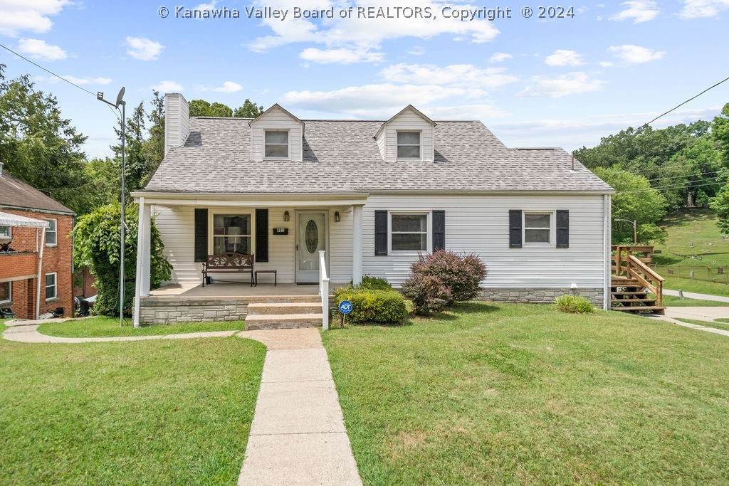 821 Glendale Avenue - Photo 1