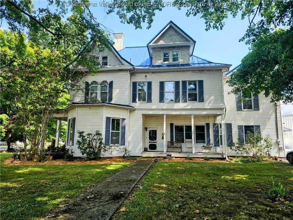 1002 Main Street - Photo 1