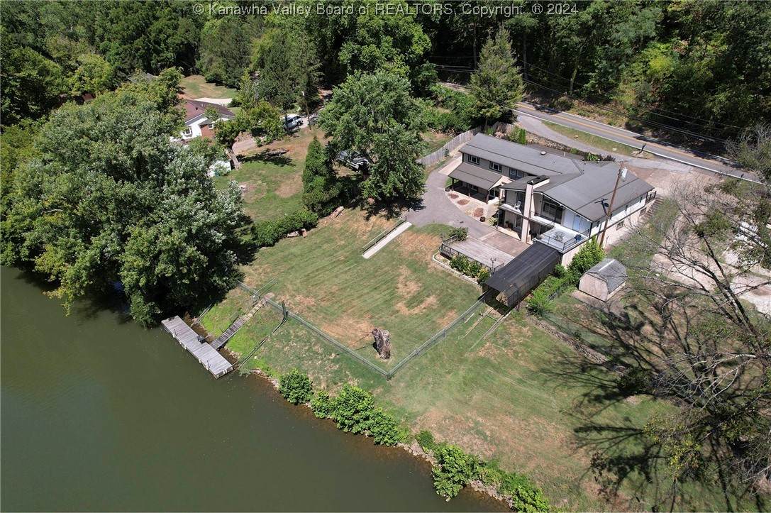 1465 Pennsylvania Avenue - Photo 1