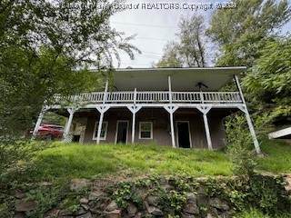 202 Shamrock Road - Photo 1