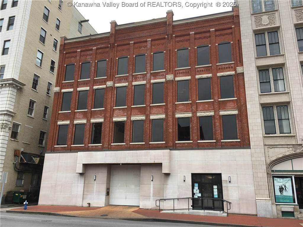 814 Virginia Street - Photo 1