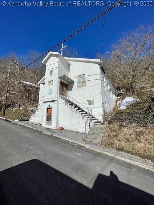 270 Court Street - Photo 1