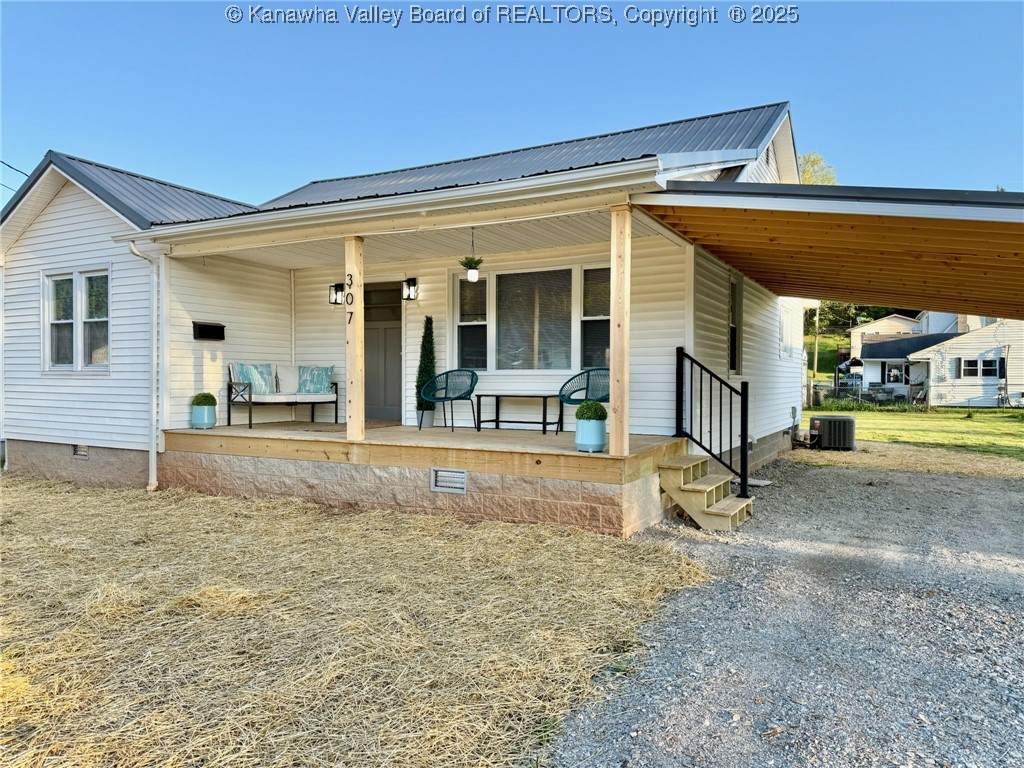 307 2nd Avenue - Photo 1