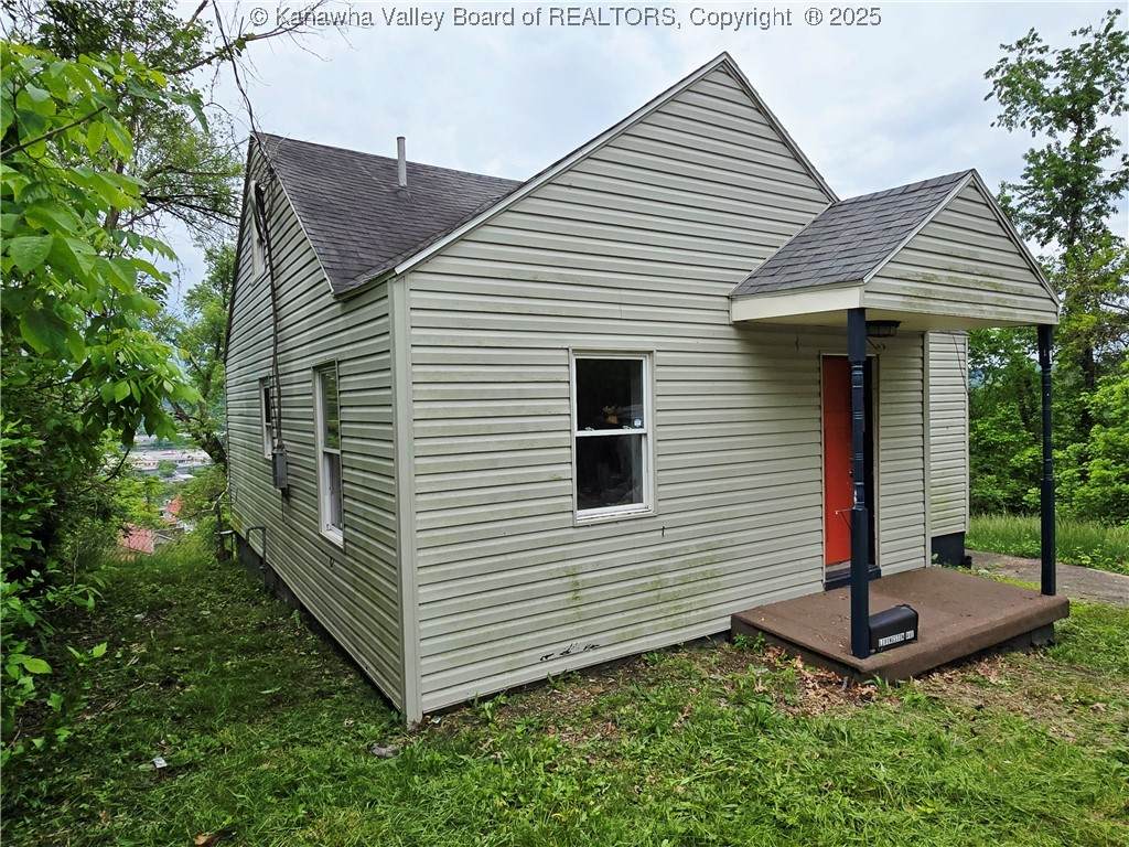 1619 Livingston Avenue - Photo 1