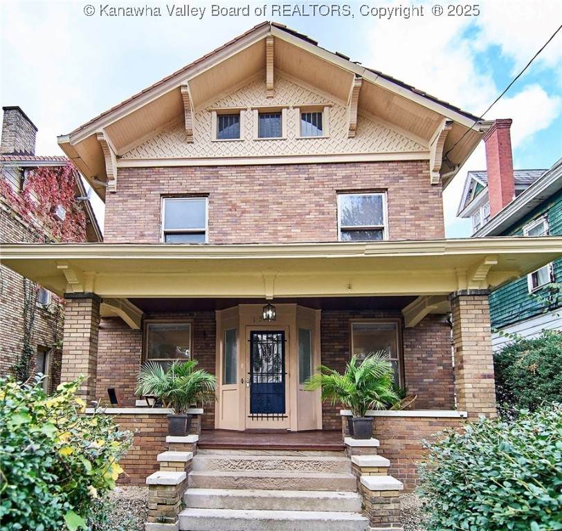 1505 Lee Street - Photo 1