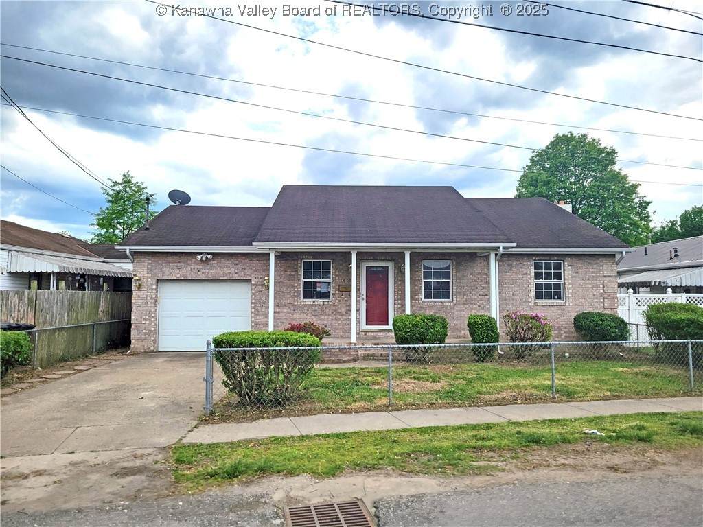 1605 Dunbar Avenue - Photo 1