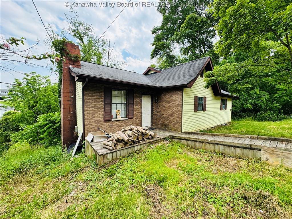 210 Ferndale Drive - Photo 1