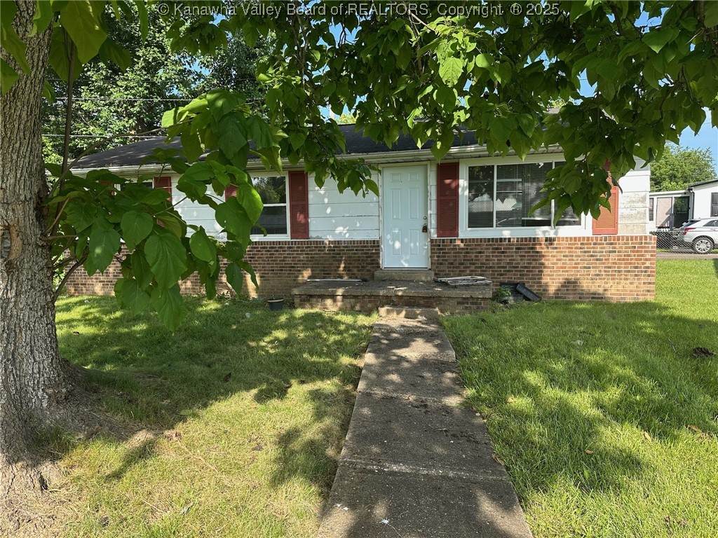 2 Shawnee Acres Circle - Photo 1