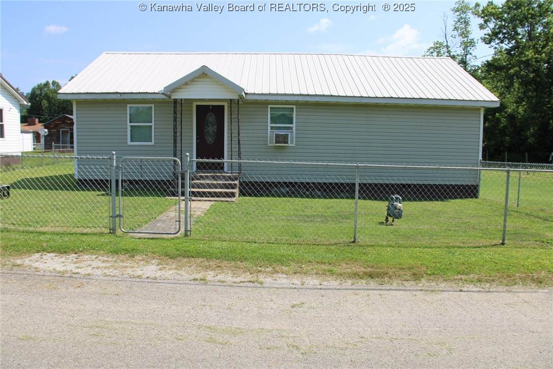 21 Damron Avenue - Photo 1