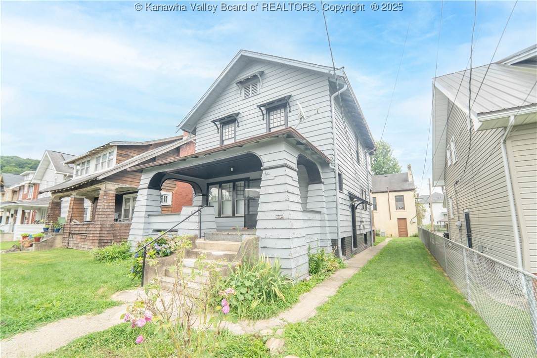 512 Maxwell Street - Photo 1