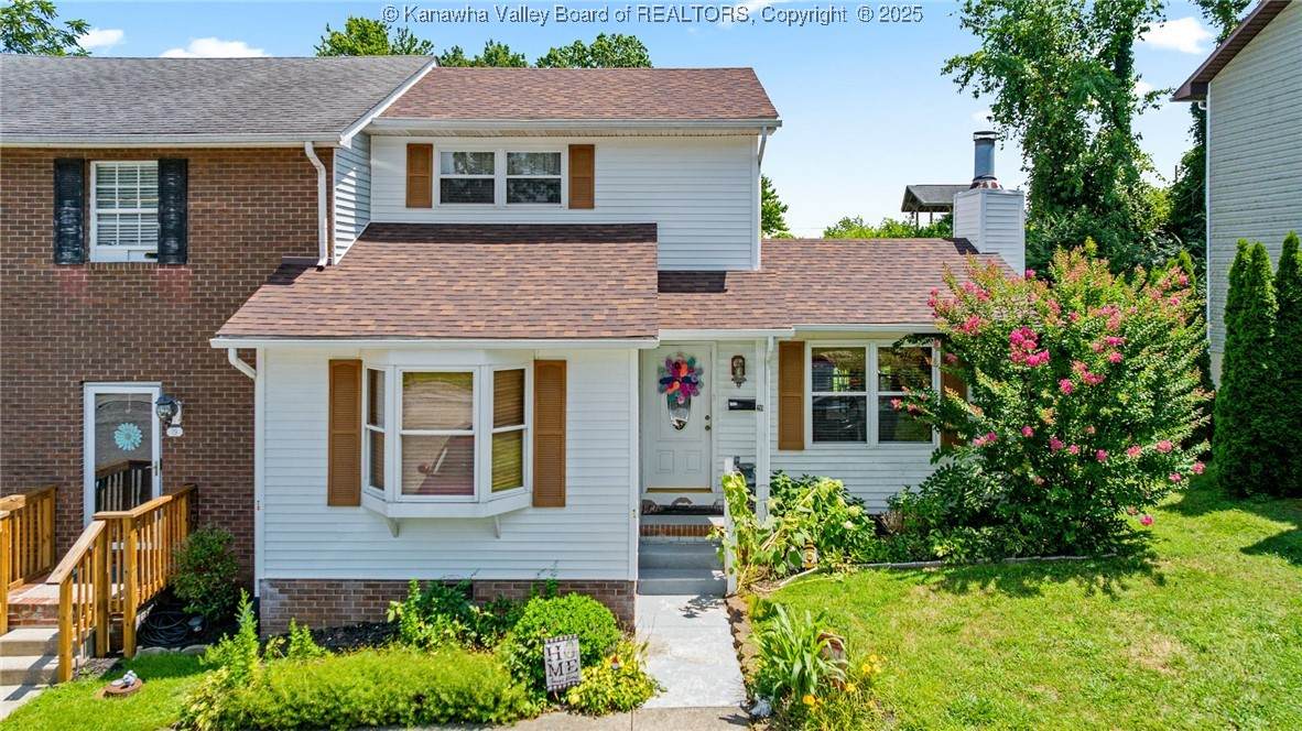 20 Carriage Way - Photo 1