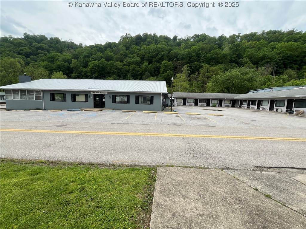 278 Park Avenue - Photo 1