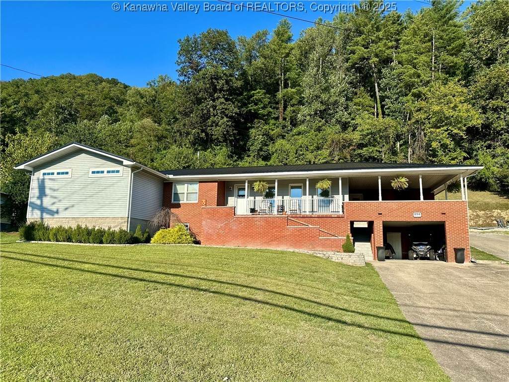 894 Main Street - Photo 1