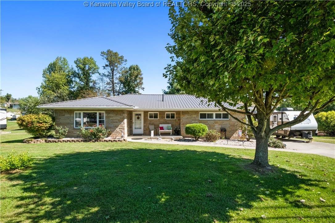 232 Laurel Avenue - Photo 1