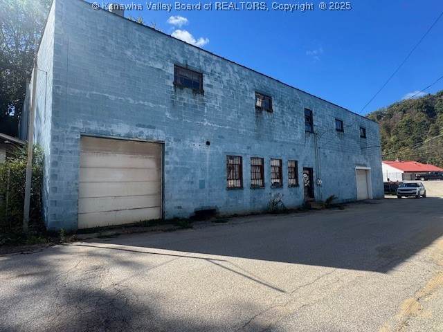 65 Ruckers Street - Photo 1