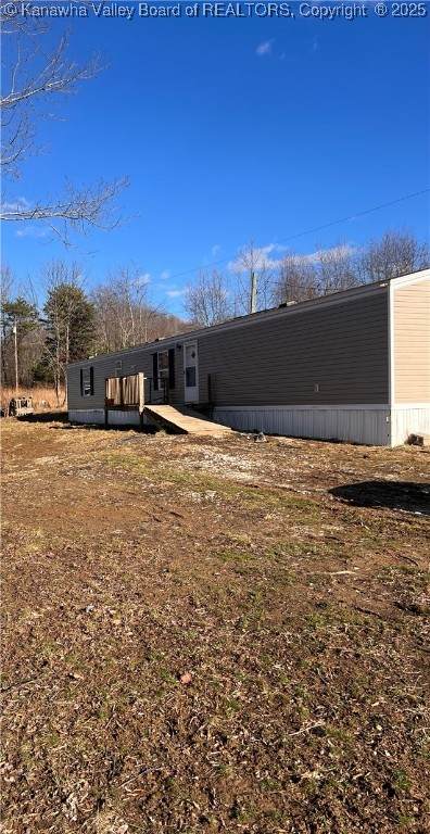 473 Island Run - Photo 1