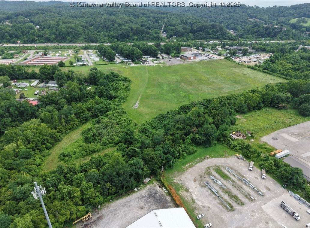 2715 Fairlawn Avenue - Photo 1