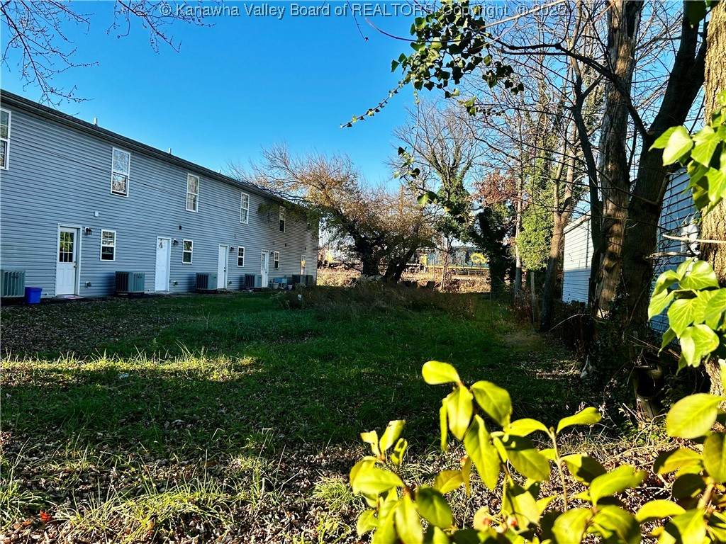 1712 8th Avenue - Photo 1