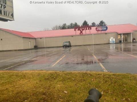 1506 Elizabeth Pike - Photo 1