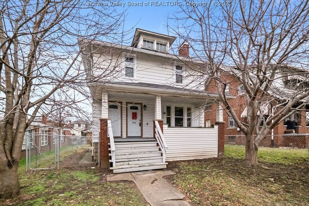 505 Elizabeth Street - Photo 1