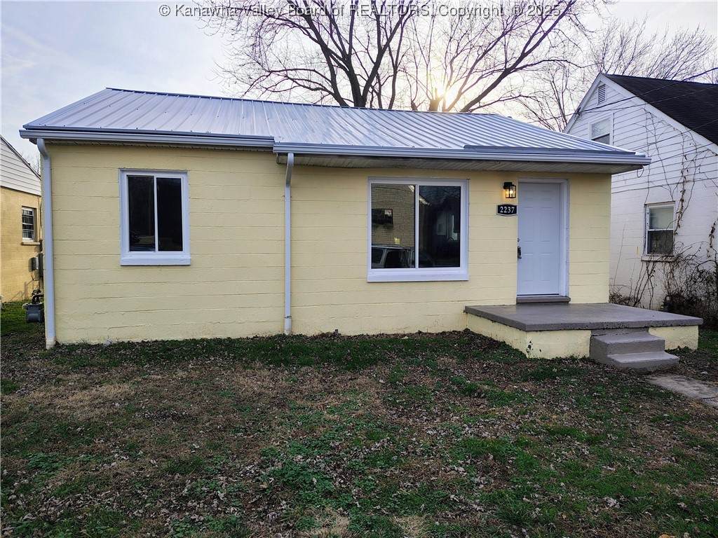2237 Cleveland Avenue - Photo 1