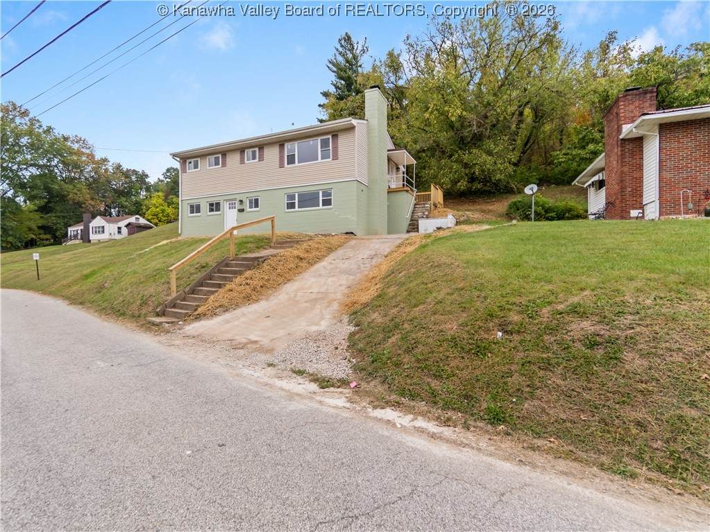 914 Park Drive - Photo 1