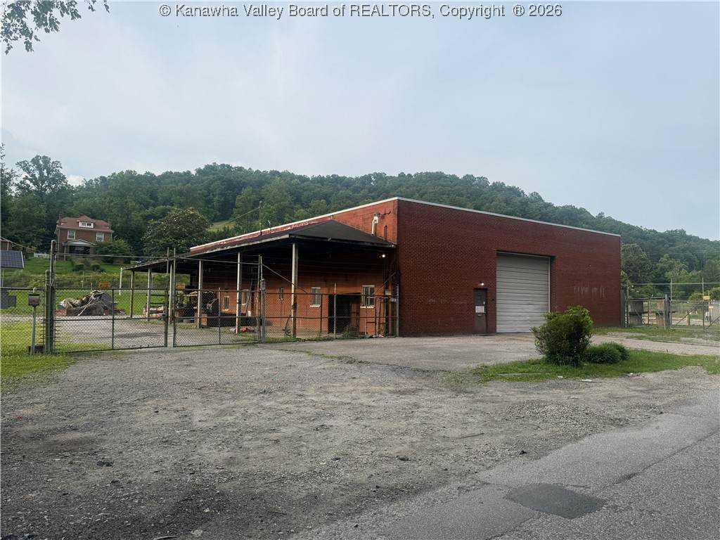 800 Old River Road - Photo 1