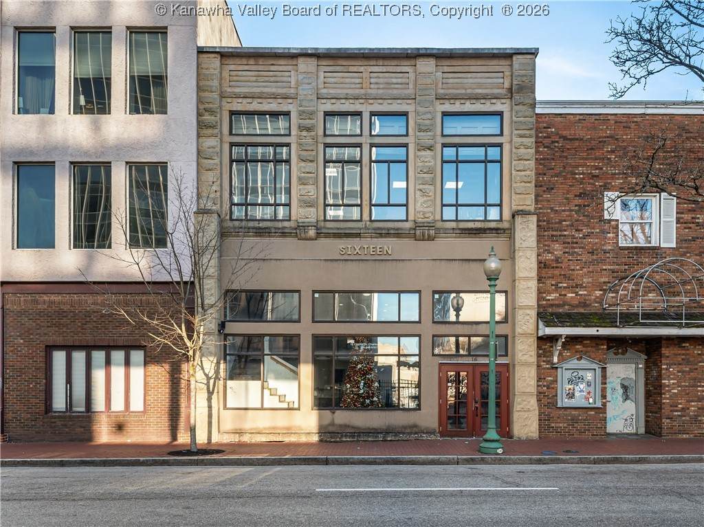 16 Capitol Street - Photo 1