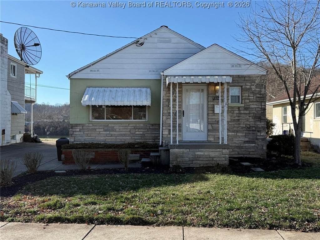 2211 Virginia Avenue - Photo 1