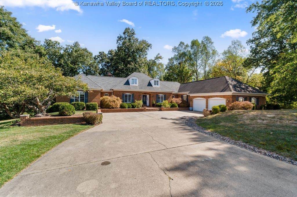 4 Briarcliff Drive - Photo 1