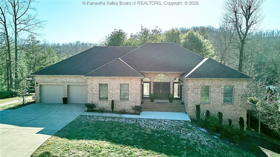 1043 Shawnee Trail - Photo 1