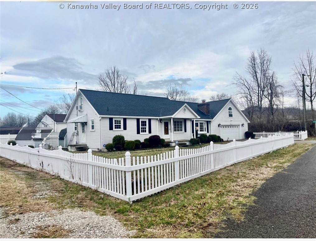 401 Hudson Street - Photo 1