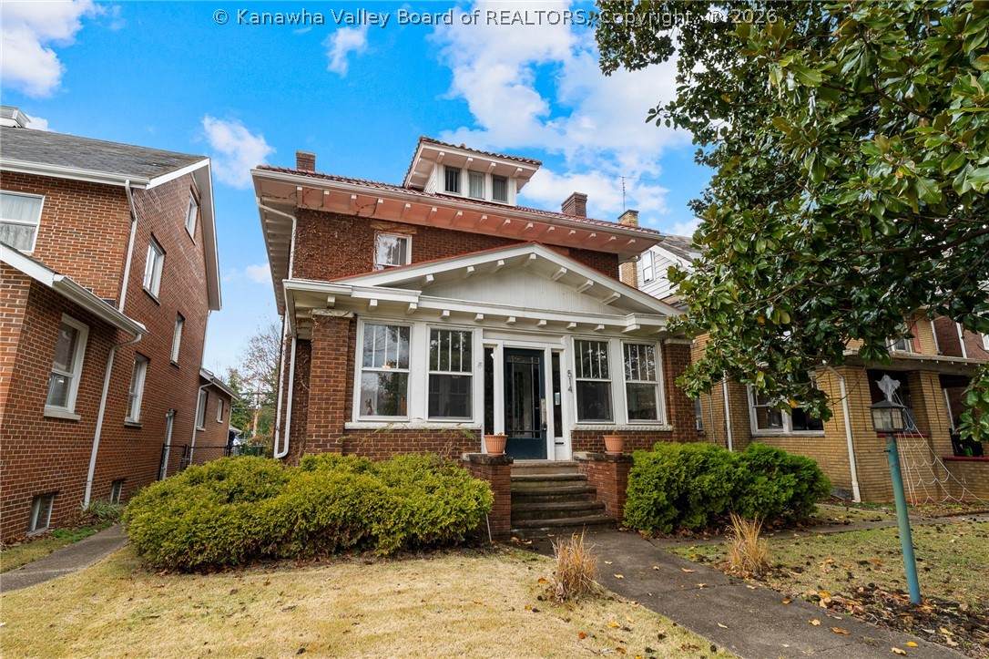 514 9th Avenue - Photo 1