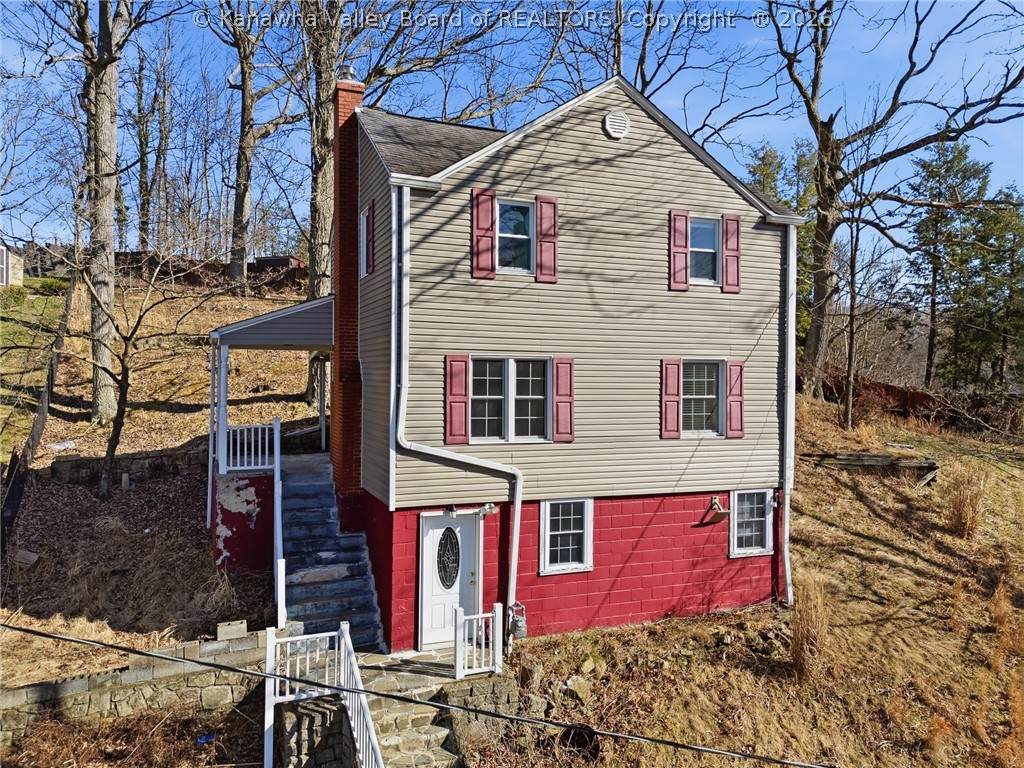 112 Westview Drive - Photo 1