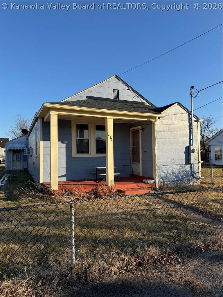 412 18th Street - Photo 1