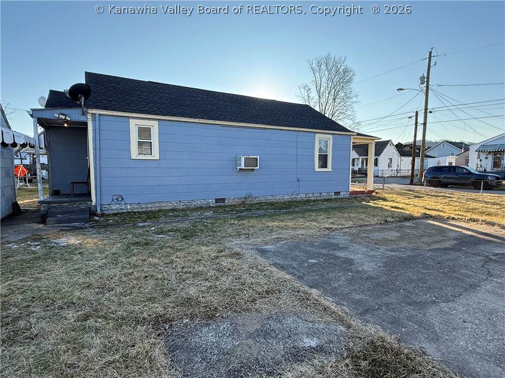 https://bt-photos.global.ssl.fastly.net/kanawha/orig_boomver_1_282329-2.jpg