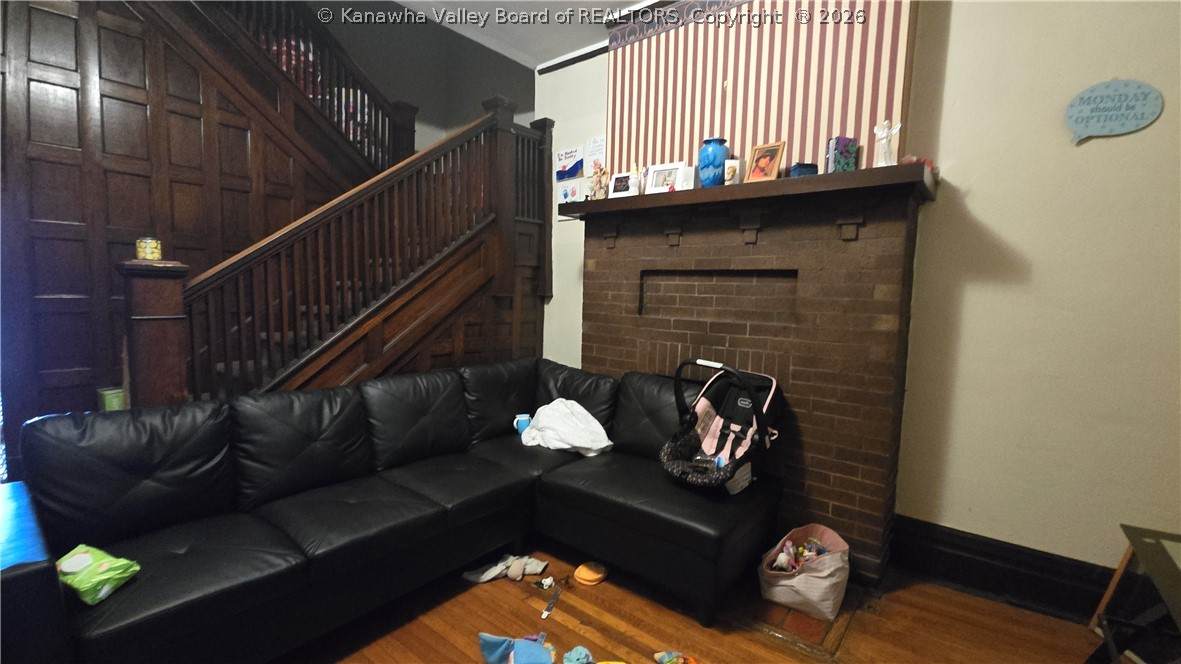 https://bt-photos.global.ssl.fastly.net/kanawha/orig_boomver_1_282412-2.jpg
