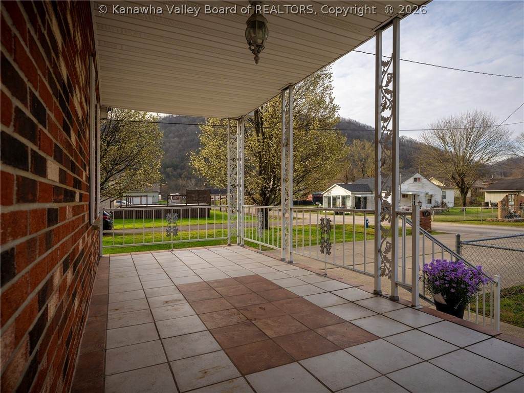 https://bt-photos.global.ssl.fastly.net/kanawha/orig_boomver_1_282576-2.jpg