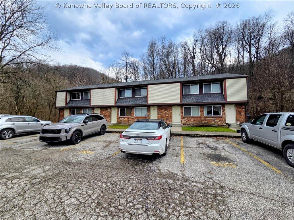 437 Crown Hill Drive - Photo 1
