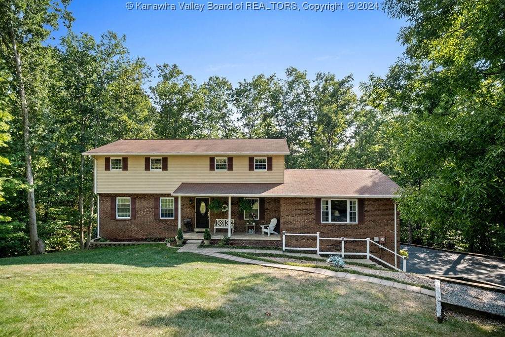 1 Leslie Lane - Photo 1