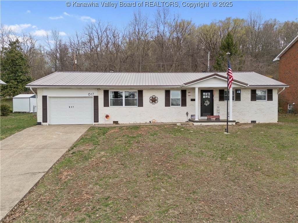 617 Fitzhugh Street - Photo 1