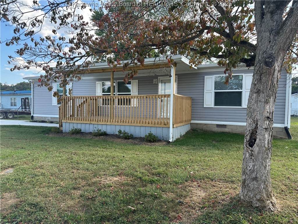 512 Second Street - Photo 1