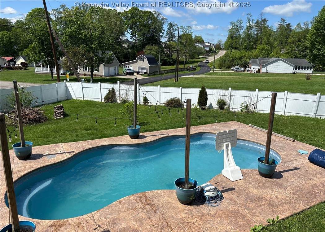 120 Rosewood Drive - Photo 1