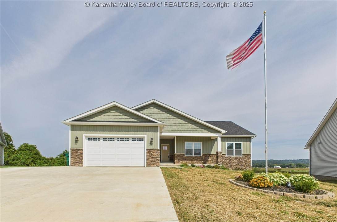 116 Lenore Circle - Photo 1