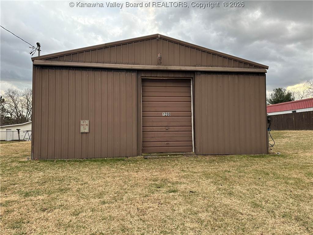 1200 31st Street - Photo 1