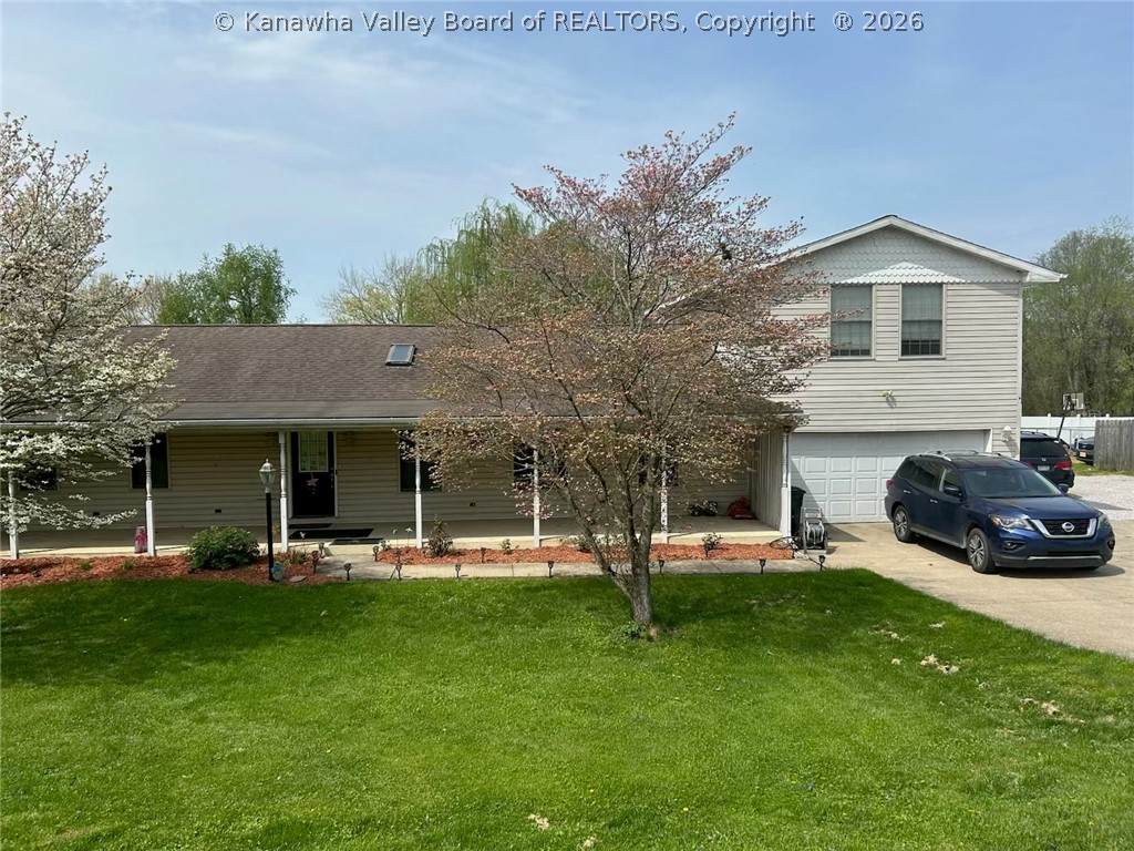 1795 Ravenswood Road - Photo 1
