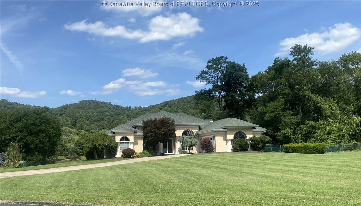 11 Larabee Lane - Photo 1