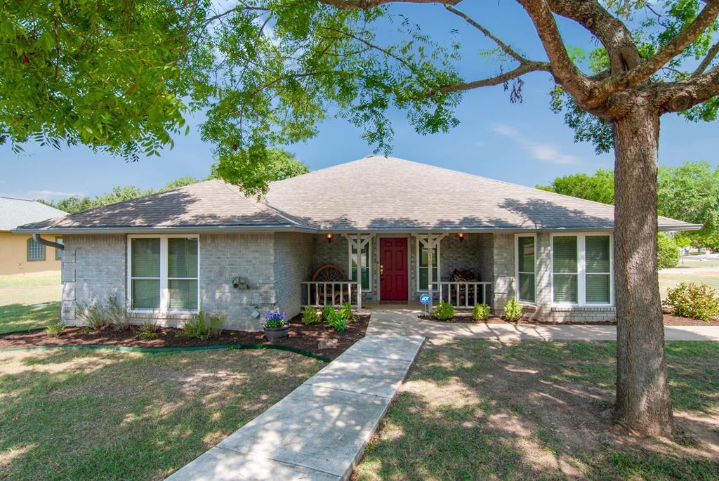 518 Winged Foot Lane - Photo 1