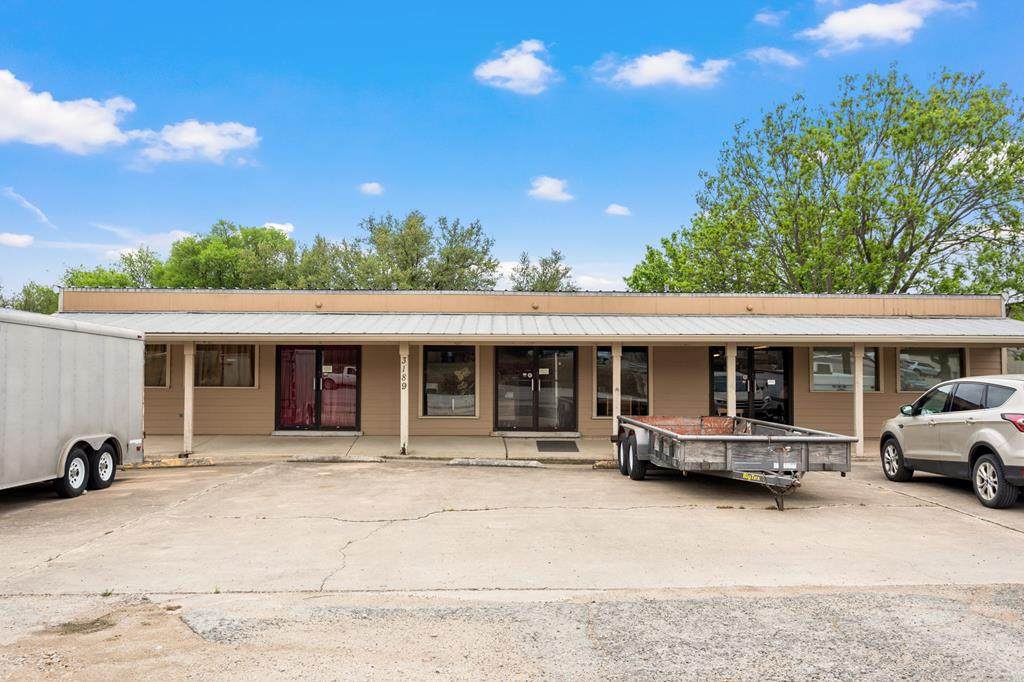 3189 Junction Hwy - Photo 1