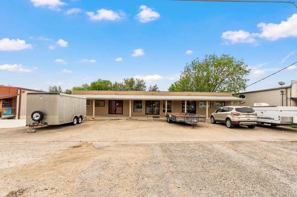 3189 Junction Hwy - Photo 1